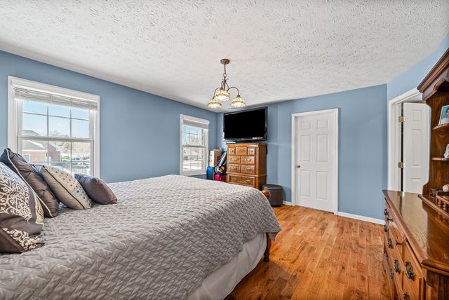 1130 Emerson Cir, Hopkinsville, KY 42240