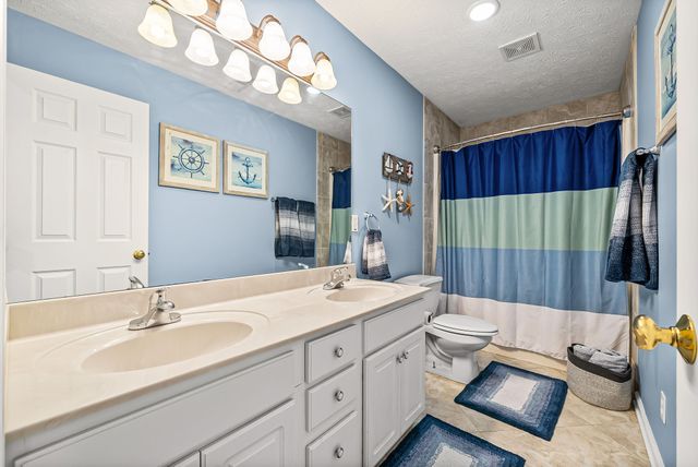 1130 Emerson Cir, Hopkinsville, KY 42240