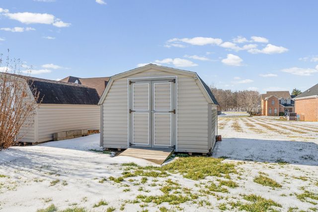 1130 Emerson Cir, Hopkinsville, KY 42240