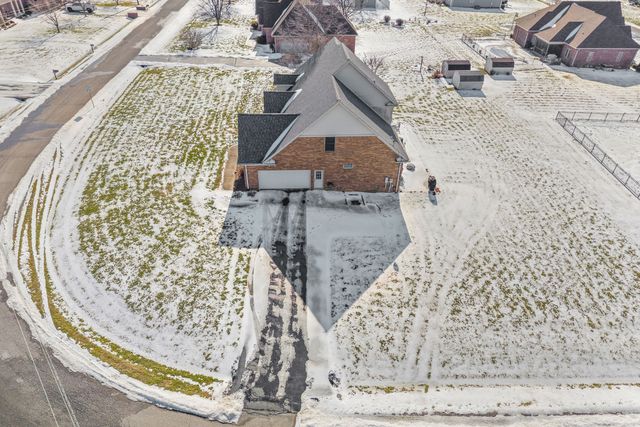 1130 Emerson Cir, Hopkinsville, KY 42240