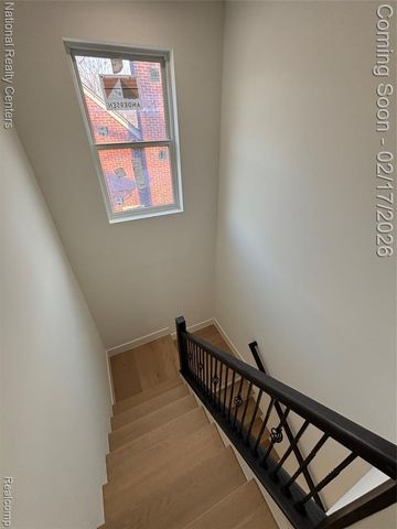 10024 Borgman Avenue, Huntington Woods, MI 48070