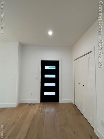 10024 Borgman Avenue, Huntington Woods, MI 48070