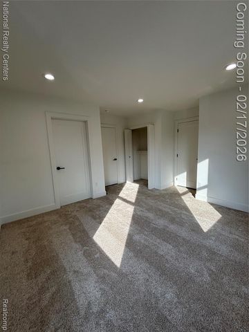 10024 Borgman Avenue, Huntington Woods, MI 48070