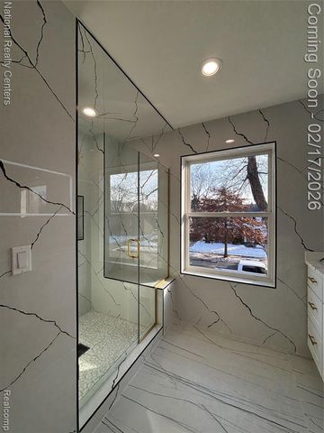 10024 Borgman Avenue, Huntington Woods, MI 48070