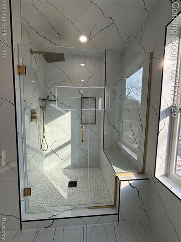 10024 Borgman Avenue, Huntington Woods, MI 48070