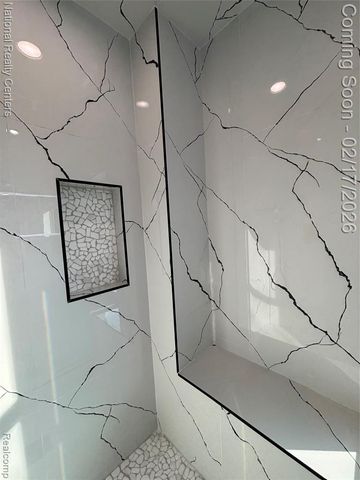 10024 Borgman Avenue, Huntington Woods, MI 48070