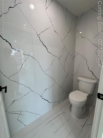 10024 Borgman Avenue, Huntington Woods, MI 48070