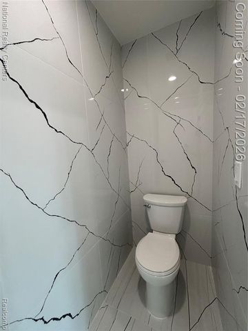 10024 Borgman Avenue, Huntington Woods, MI 48070