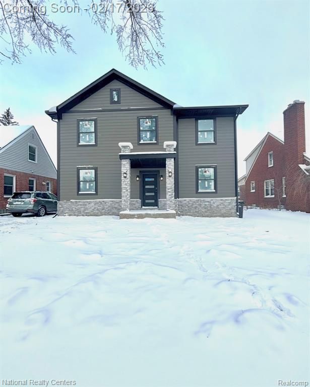 10024 Borgman Avenue, Huntington Woods, MI 48070