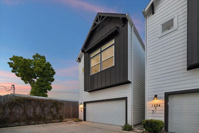 1524 Ojeman Road D, Houston, TX 77055