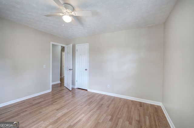 5410 Mill Valley Drive, Douglasville, GA 30135