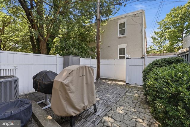 1391 F ST NE, Washington, DC 20002