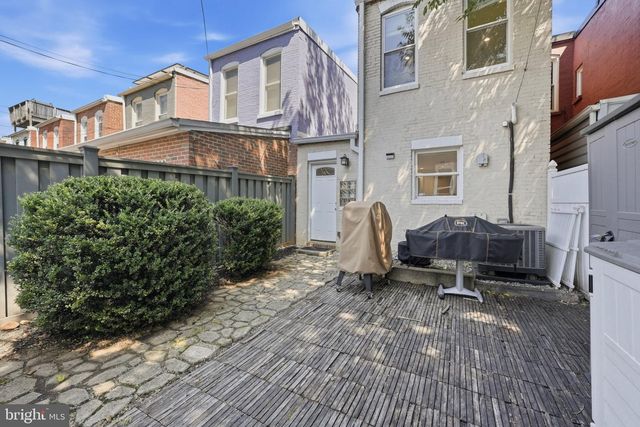 1391 F ST NE, Washington, DC 20002
