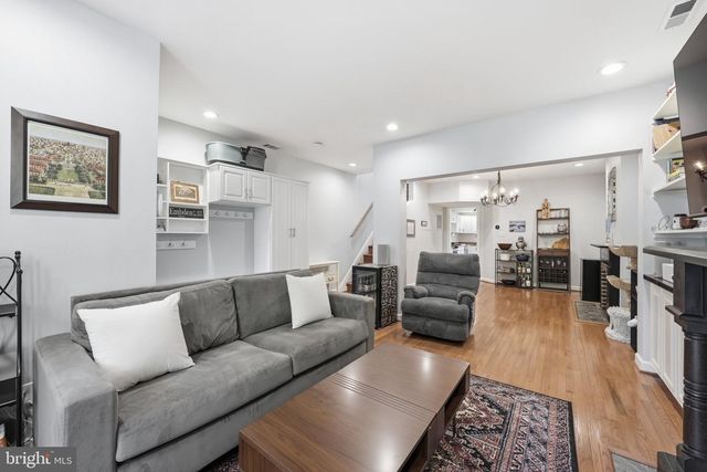 1391 F ST NE, Washington, DC 20002