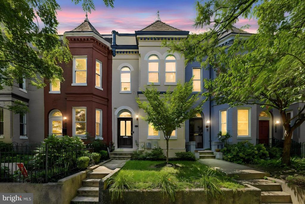 1391 F ST NE, Washington, DC 20002