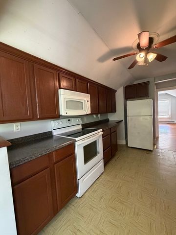 139 Randall 2, Worcester, MA 01606