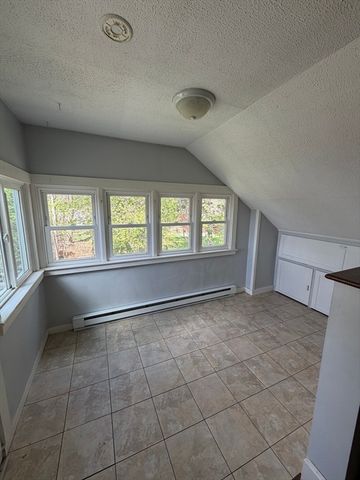 139 Randall 2, Worcester, MA 01606