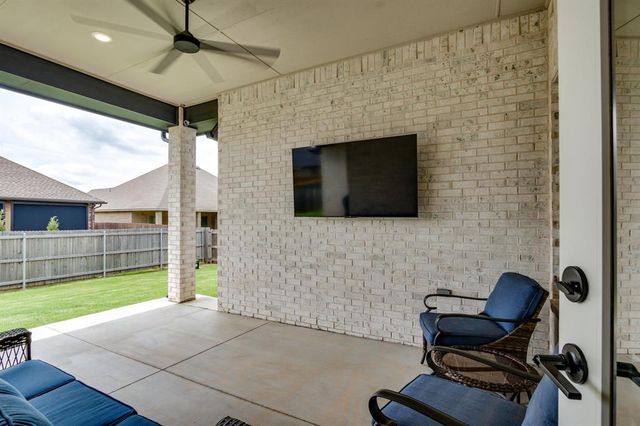 9308 NW 84th Street, Yukon, OK 73099