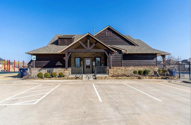 9308 NW 84th Street, Yukon, OK 73099