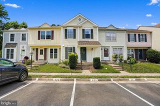 14711 GREEN PARK WAY, Centreville, VA 20120