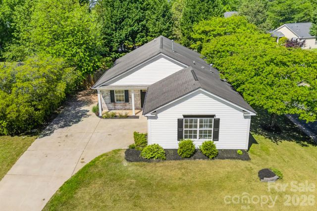 102 Daventry Place, Mooresville, NC 28117
