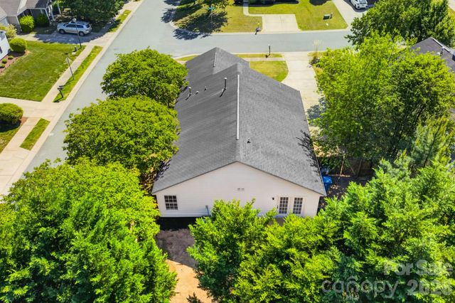 102 Daventry Place, Mooresville, NC 28117