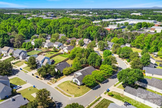102 Daventry Place, Mooresville, NC 28117