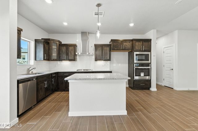 11853 Artekale Place, El Paso, TX 79934