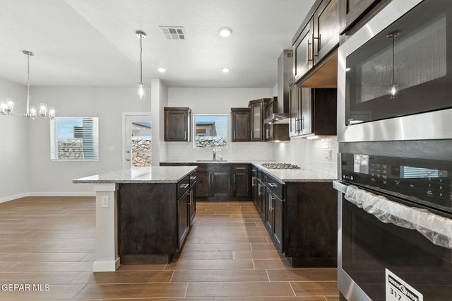 11853 Artekale Place, El Paso, TX 79934