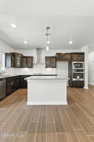 11853 Artekale Place, El Paso, TX 79934