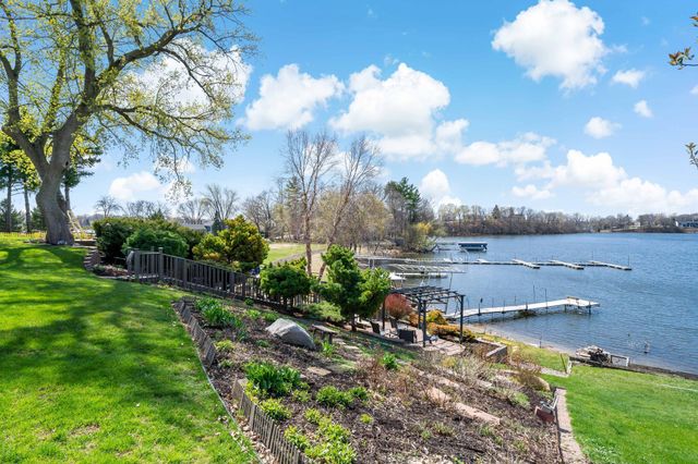 15685 Highland Avenue NW, Prior Lake, MN 55372