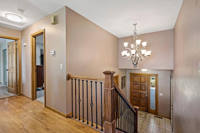 15685 Highland Avenue NW, Prior Lake, MN 55372