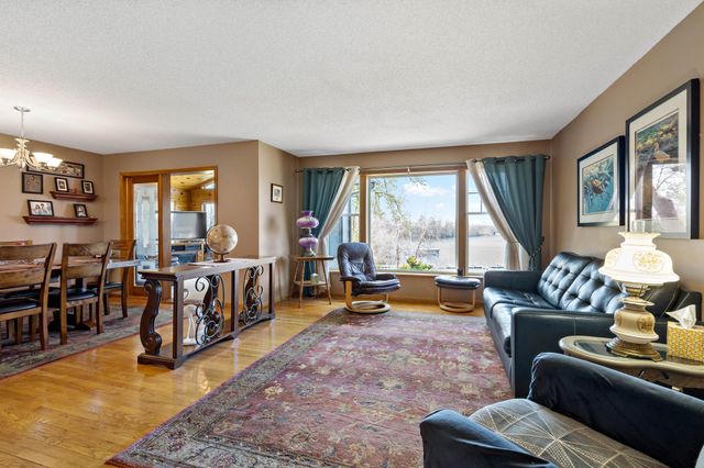 15685 Highland Avenue NW, Prior Lake, MN 55372