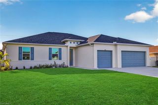 622 NW 16th PL, Cape Coral, FL 33993