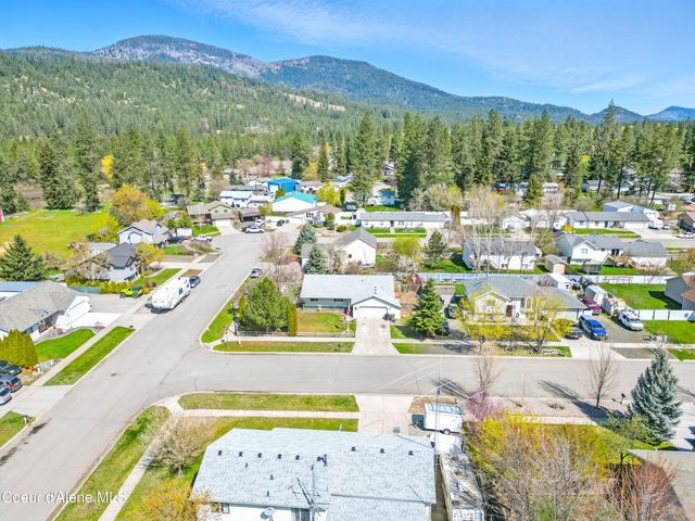 8675 W OREGON ST, Rathdrum, ID 83858