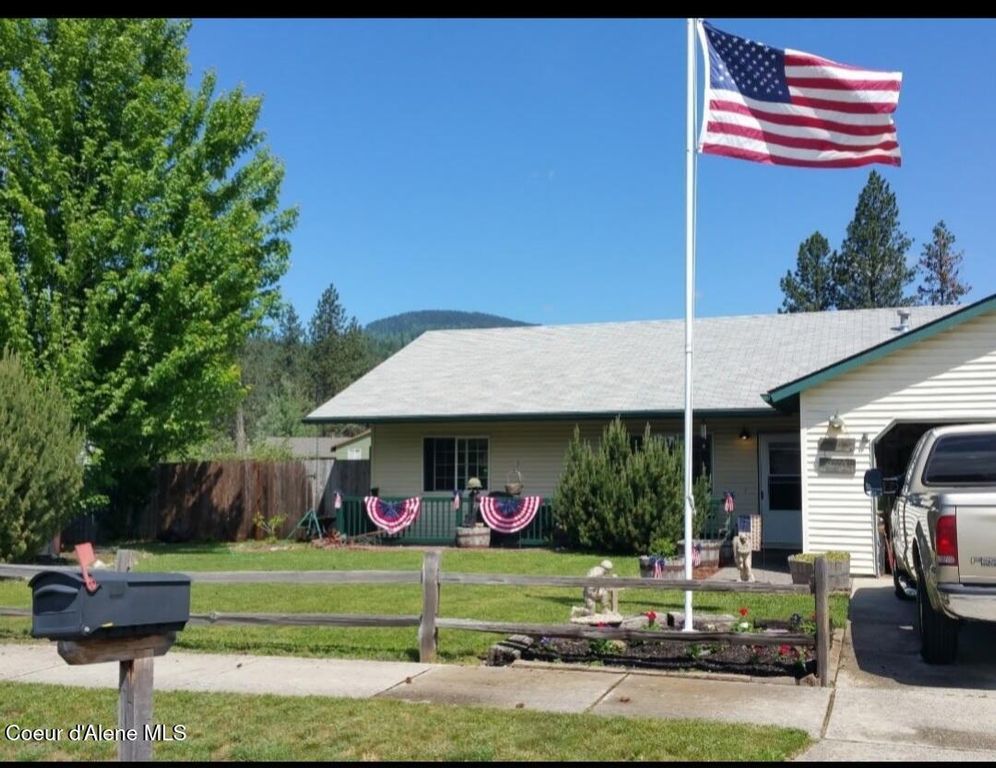 8675 W OREGON ST, Rathdrum, ID 83858