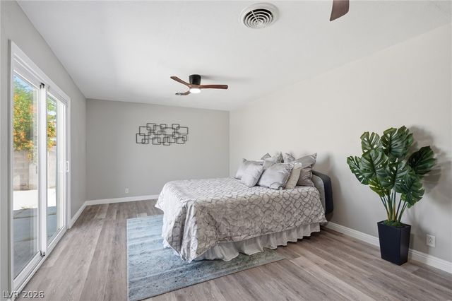 7989 Red Barn Drive, Las Vegas, NV 89123