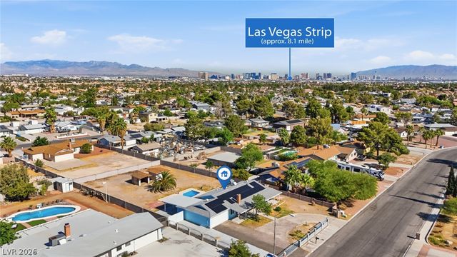 7989 Red Barn Drive, Las Vegas, NV 89123