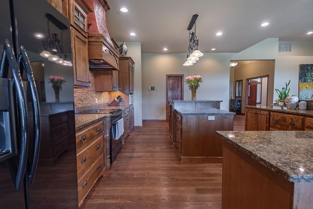 4515 S Forest Avenue, Springfield, MO 65810