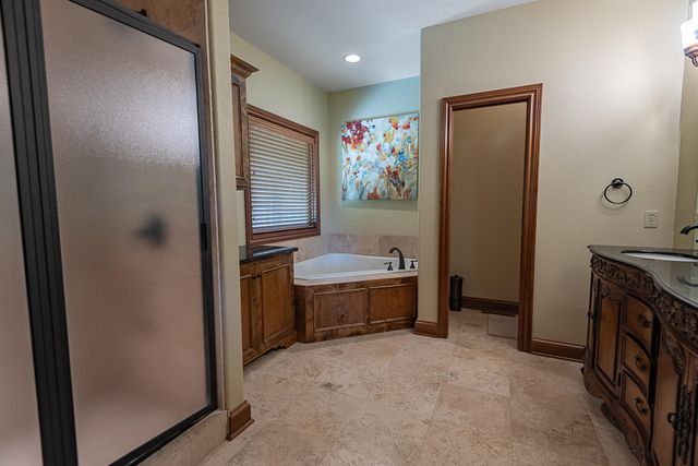 4515 S Forest Avenue, Springfield, MO 65810