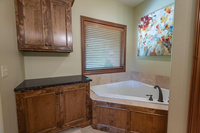 4515 S Forest Avenue, Springfield, MO 65810