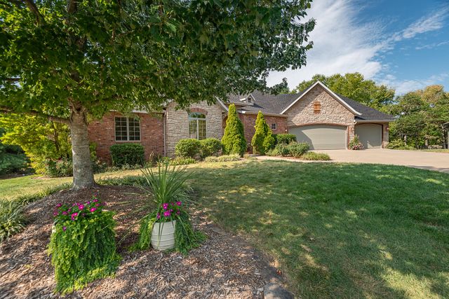 4515 S Forest Avenue, Springfield, MO 65810