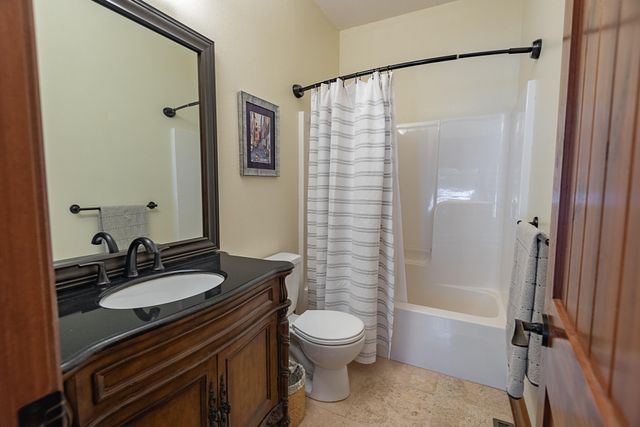 4515 S Forest Avenue, Springfield, MO 65810