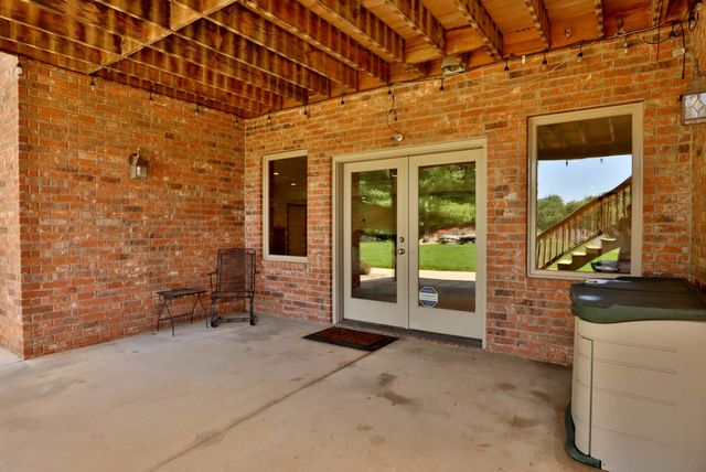 4515 S Forest Avenue, Springfield, MO 65810