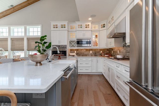 1090 Oakhall Dr, Mount Juliet, TN 37122