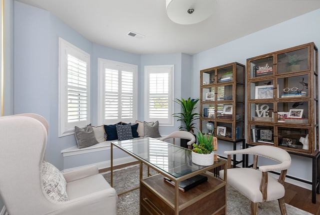 1090 Oakhall Dr, Mount Juliet, TN 37122