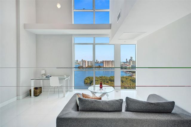 400 Sunny Isles Blvd 2005, Sunny Isles Beach, FL 33160