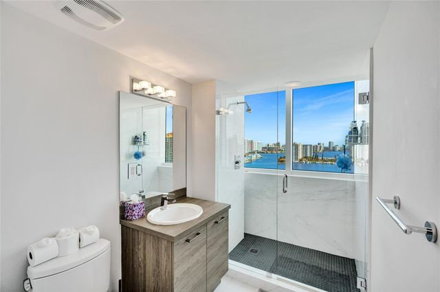 400 Sunny Isles Blvd 2005, Sunny Isles Beach, FL 33160