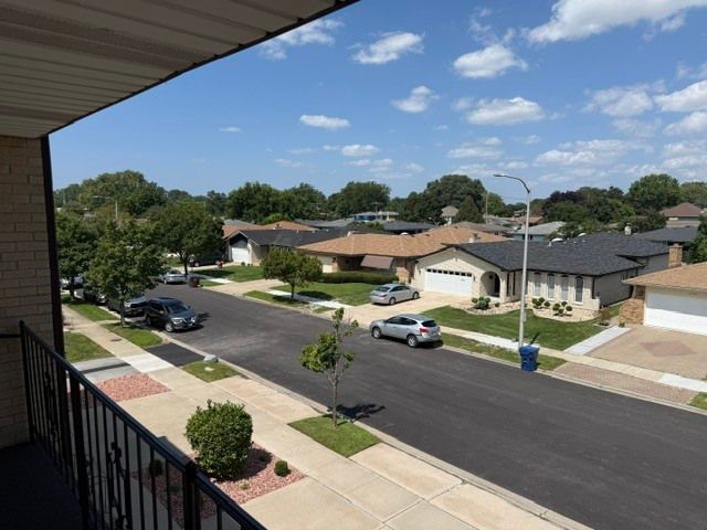 4125 W 93rd Place B, Oak Lawn, IL 60453