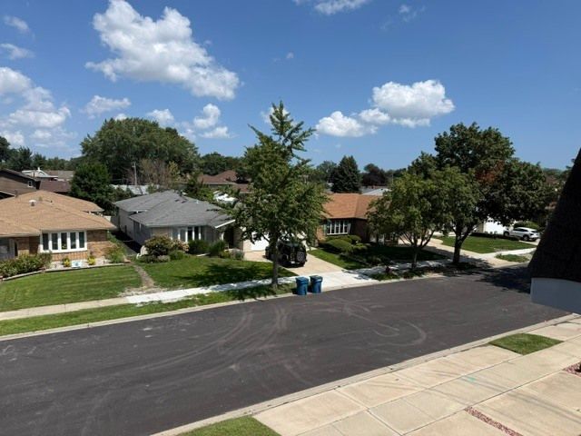4125 W 93rd Place B, Oak Lawn, IL 60453